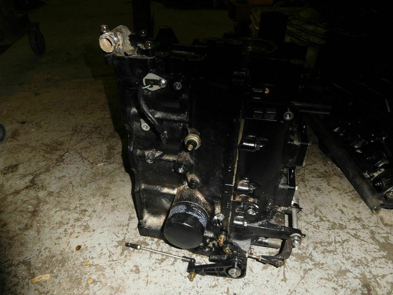 2000 Suzuki Outboard DF70 hp crankcase block 11300-99E05-014