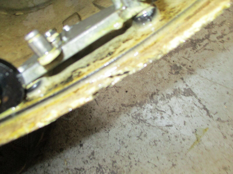 2001 Suzuki DF115 outboard top cowling