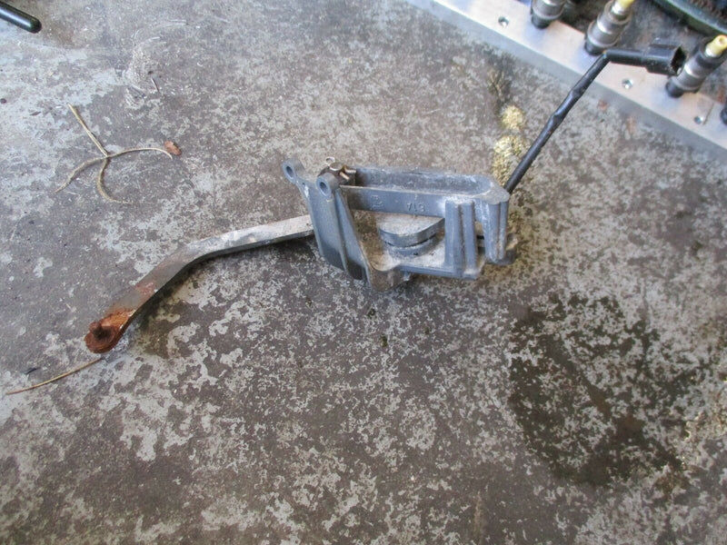 2001 Yamaha outboard 225hp OX66 SWS II S225TXRZ neutral switch and bracket