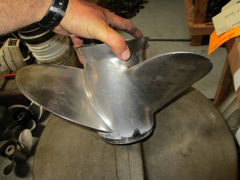Michigan Counter rotation stainless steel propellor 013045 14 1/2 x19 LH
