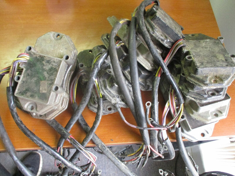 Johnson/Evinrude/OMC 90-115hp 2-Stroke Outboard Rectifier Regulator 585195