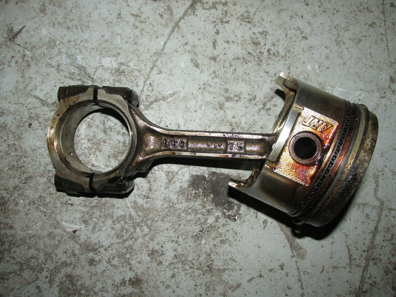 2002 Suzuki outboard DF70 4 stroke 07001F-251942 piston and rod 12111-99E01