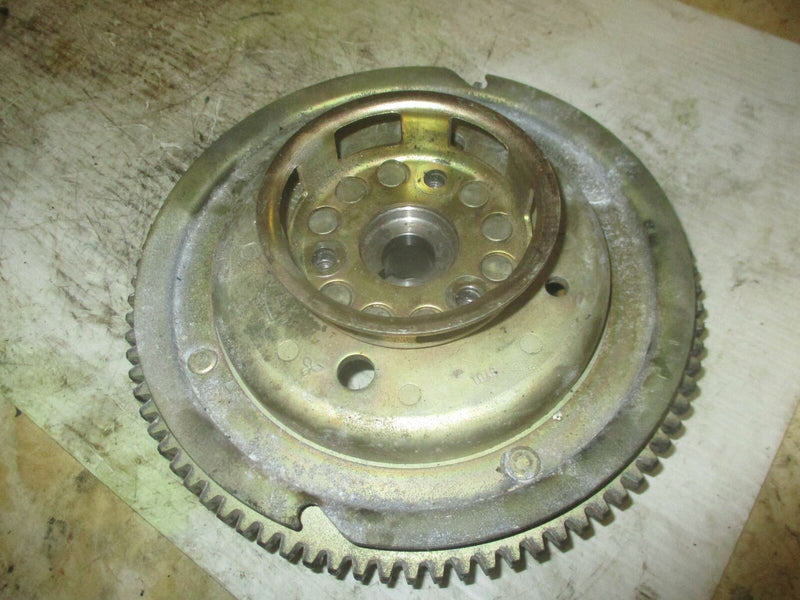 Suzuki DT25 25hp outboard flywheel