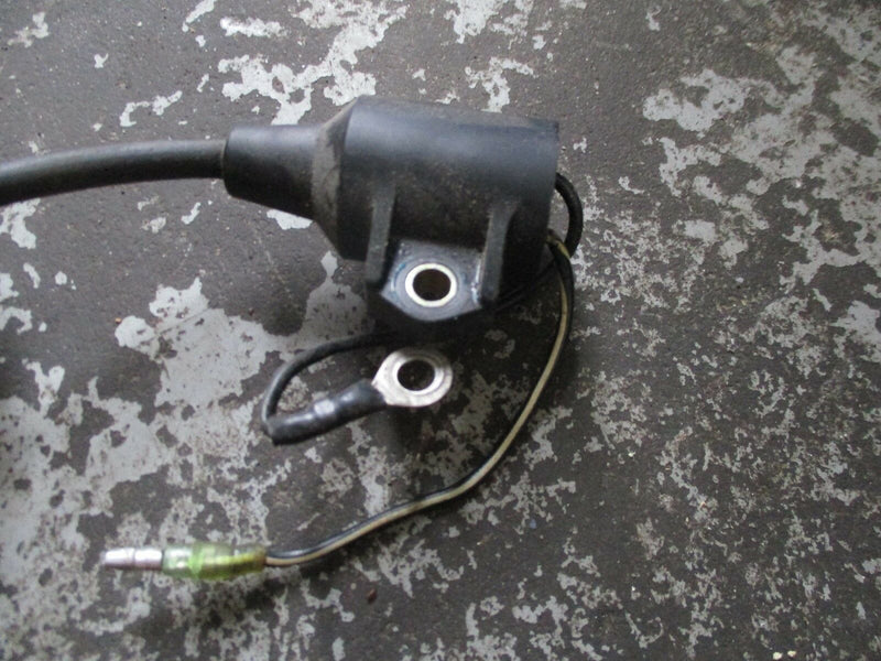2001 Yamaha 15hp 2-stroke outboard ignition coil 63v-85570