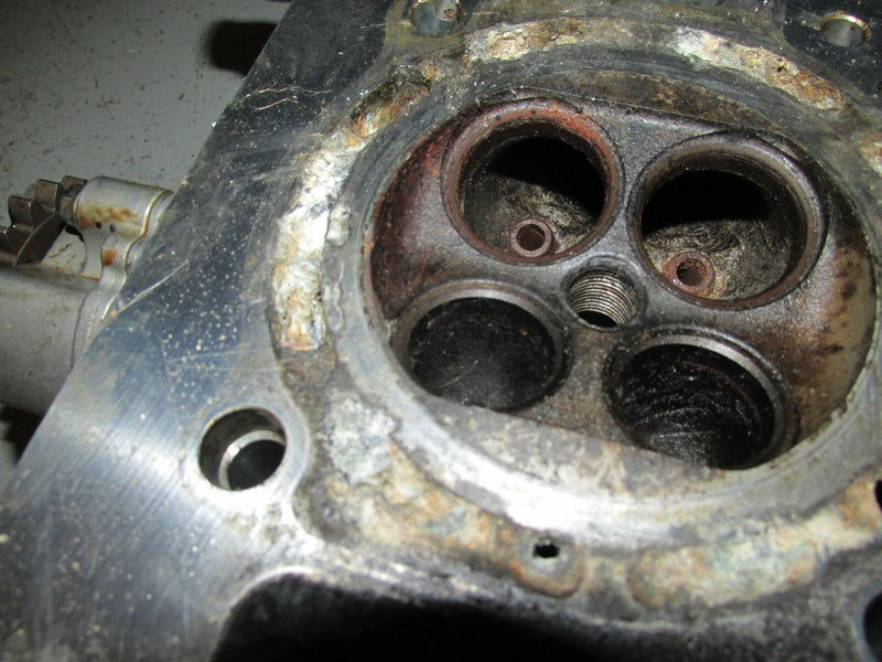 2004 Johnson outboard J90PL4SR 90hp 4 stroke cylinder head