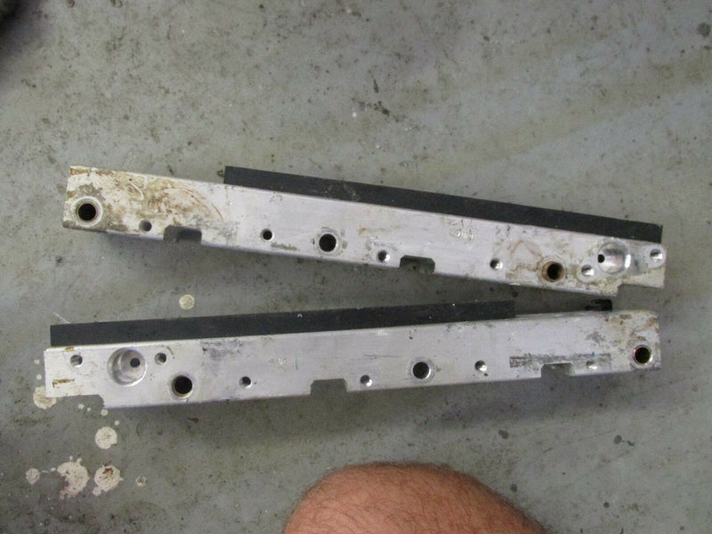 2003 Yamaha outboard LZ150TXRB hpdi 2 stroke fuel rail set 68F-13161-00-00