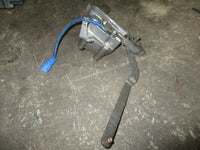 Load image into Gallery viewer, 2005 Yamaha 4 stroke 90hp outboard shift bracket and switch
