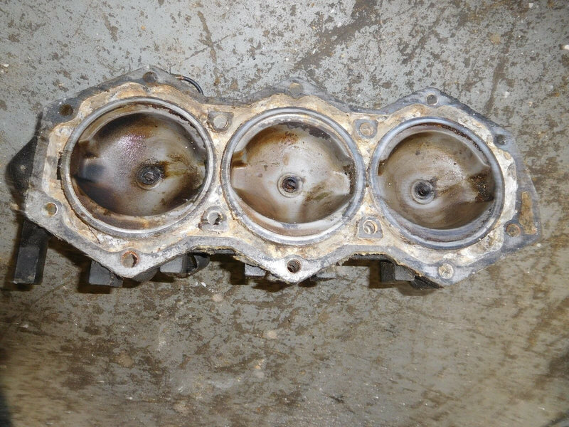 Johnson Mid 90's 150hp outboard Cylinder head 328324