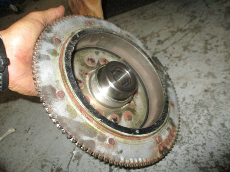 2002 Yamaha 3.1L 200hp VMAX OX66 outboard flywheel 61a-85550-01