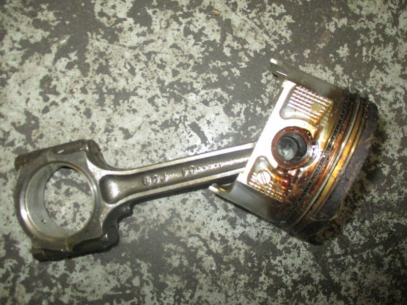 2003 Suzuki DF 115 hp outboard 4-stroke piston and connecting rod 12111-90j01