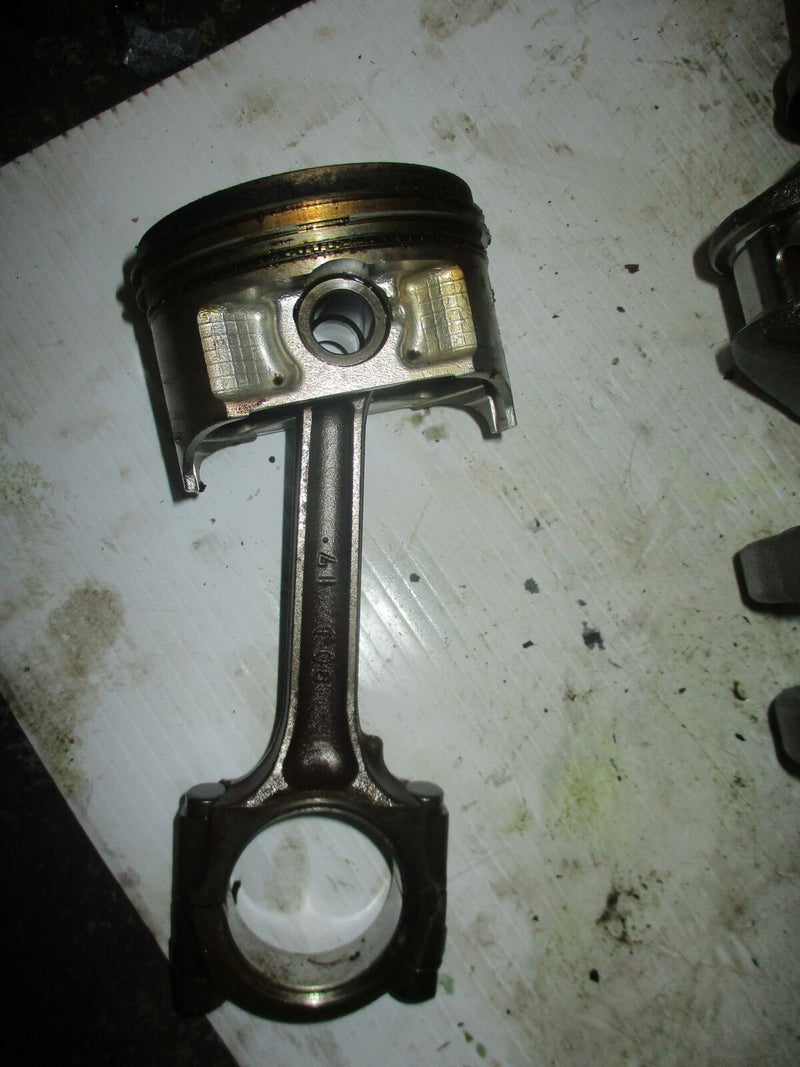 Johnson/ Suzuki 90hp 4 stroke outboard piston and rod