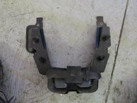 Load image into Gallery viewer, 2001 Yamaha outboard Z200TXRZ 2 stroke exhaust plate 68F-42771-00-00
