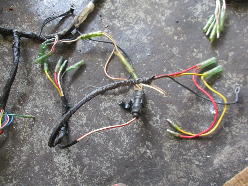1996 Suzuki DT115 2 stroke outboard engine wiring harness 36610-94680
