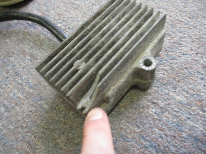 OMC/Johnson/Evinrude Outboard Rectifier Regulator w/2 chipped fins (852905)