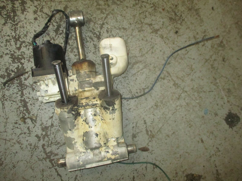 Johnson 90hp 2 stroke outboard tilt trim unit