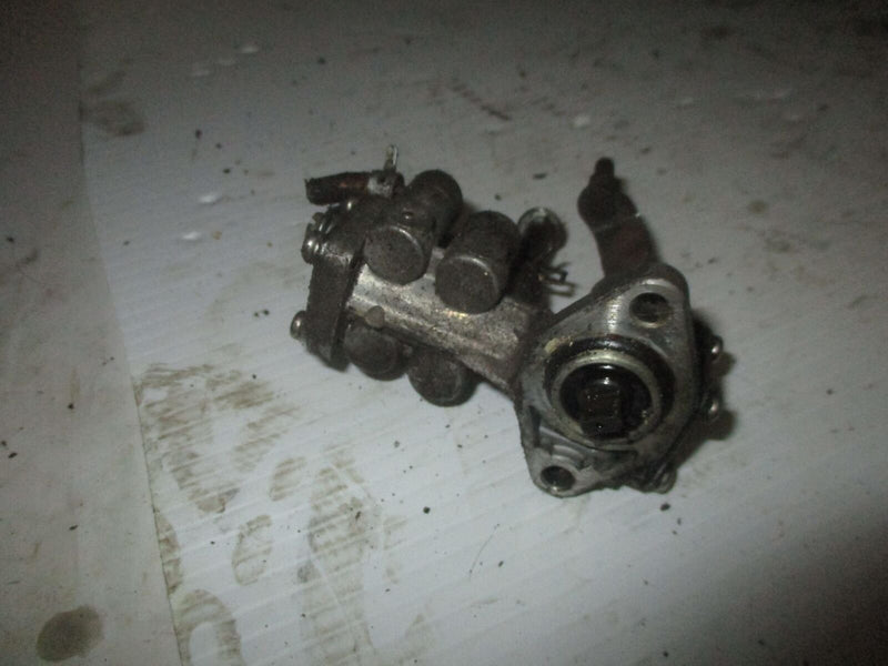 Suzuki DT85 outboard oil pump (16100-95521)
