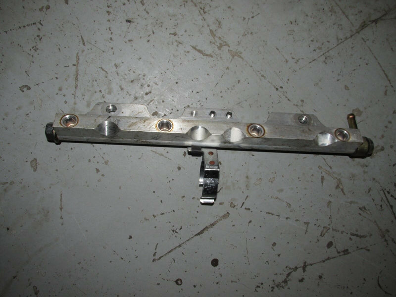 2005 Suzuki Outboard DF140 4 stroke Fuel Rail 15751-90J03