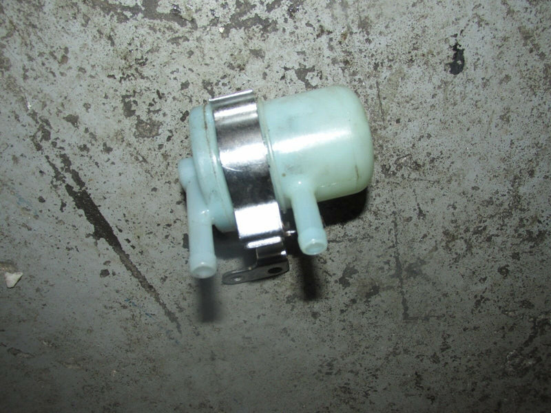 2003 Johnson outboard 115hp 4 stroke J115PX4STS fuel filter w/ bracket 5032323