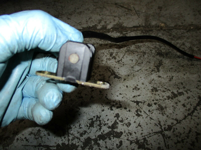 2001 Suzuki 115hp 4 stroke outboard ignition timing coil 32160-87j00