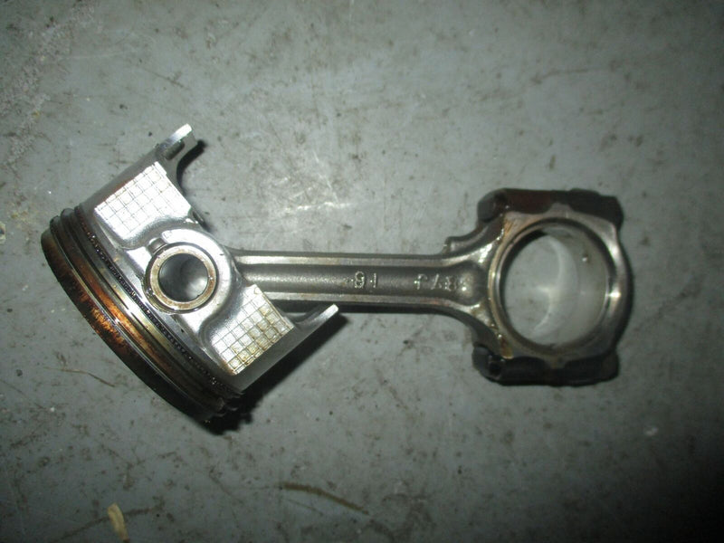Suzuki DF50 50hp outboard piston and rod (12111-87J04)