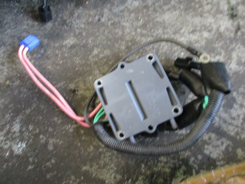 2003 Yamaha HPDI LZ250TXRB outboard Rectifier regulator 60v-81960