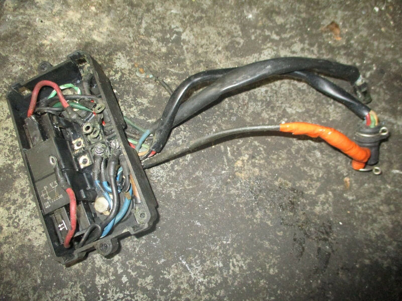 1986 Johnson 90hp Outboard 2-stroke J90TLCDC junction box 0512776/583106
