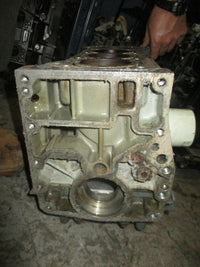 Load image into Gallery viewer, Suzuki DF70 70hp outboard crankcase block
