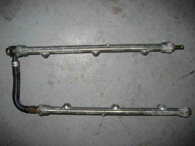 Suzuki DF 200 225 250 hp 4 stroke Fuel Rails Pipe Delivery 15751-93J00