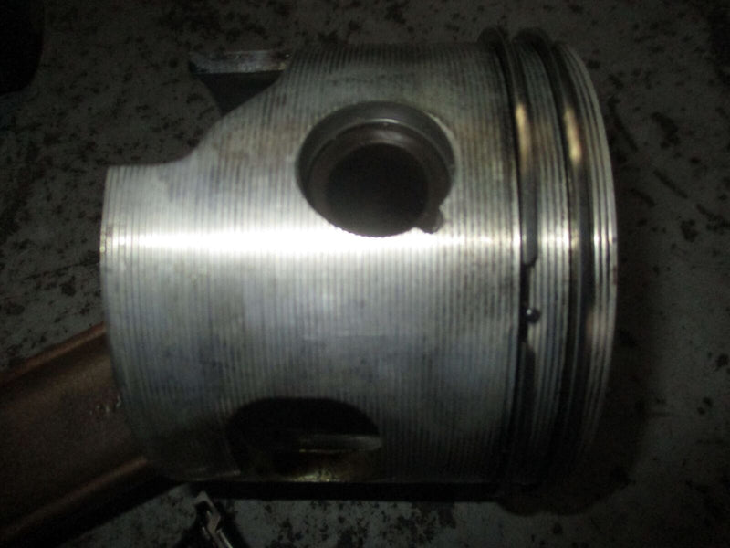 Evinrude Ocean Pro 200 hp outboard after market port piston and rod (3019PS)