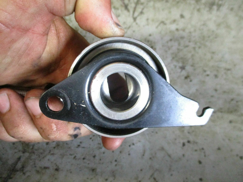 2005 Yamaha HPDI 300hp 2 stroke Outboard belt tensioner 60v-11590