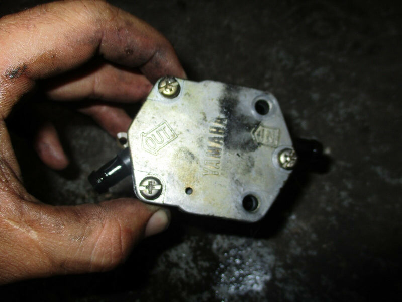 1997 Yamaha 115hp outboard C115TLRV fuel pump 6E5-24410-03