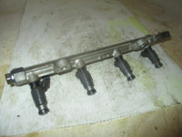 Load image into Gallery viewer, Suzuki DF70 70hp outboard fuel rail and injector set (15751-99E00)
