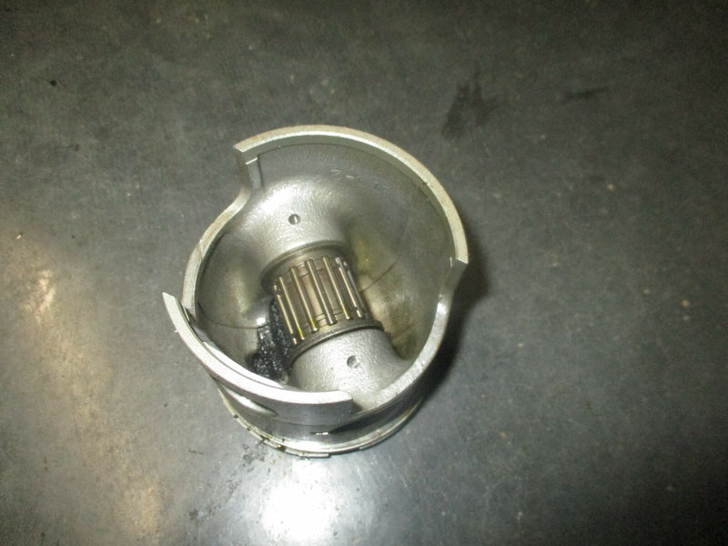 Suzuki DT200 200hp outboard starboard piston