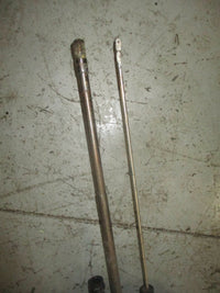 Load image into Gallery viewer, Evinrude ETEC 175hp outboard lower unit with 25&quot; shaft
