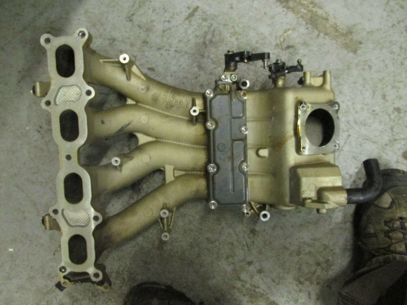 2006 Suzuki outboard DF140 4-stroke intake manifold 13110-90J02