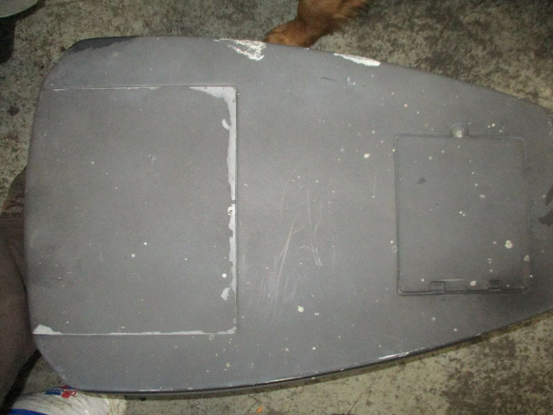 1999 Suzuki outboard DT100 top cowling
