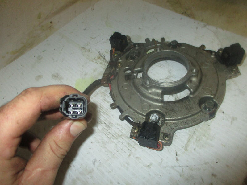 Suzuki DT150 150hp outboard timer base (32103-92E10)