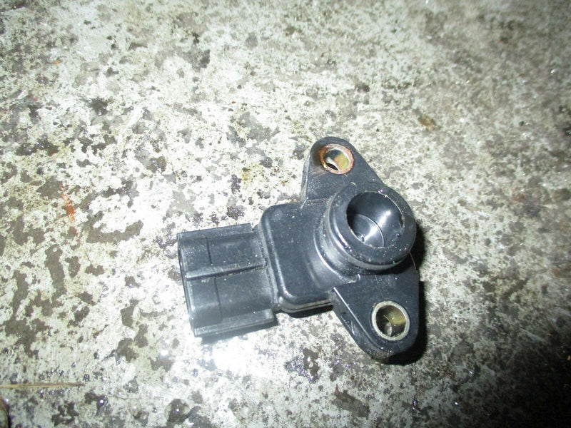 2005 Yamaha 150 hp 4-stroke outboard pressure sensor 63p-82380