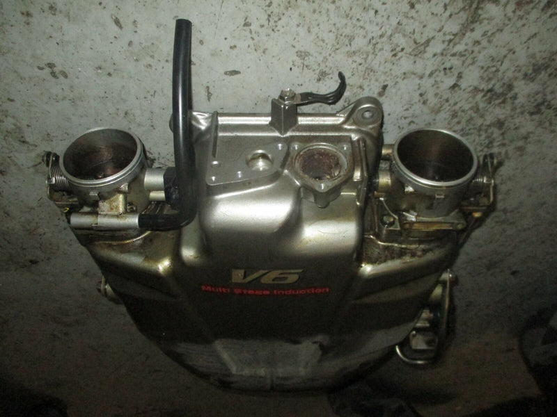 Suzuki DF250 250hp outboard intake collector cover (13140-93J03)
