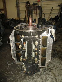 Load image into Gallery viewer, Johnson Ficht 150hp outboard crankcase powerhead
