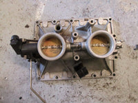 Load image into Gallery viewer, 2007 Evinrude outboard E115DPLSUC E-TEC 115hp throttle body 5005828
