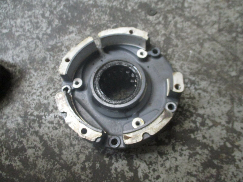 2000 Yamaha 200hp HPDI outboard crankshaft bearing carrier 68f-15163-00-94