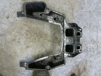 Load image into Gallery viewer, 2002 Yamaha outboard Z200TXRA 2 stroke 200hp exhaust cover 68F-42771-00-00
