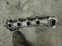 Load image into Gallery viewer, 1998 Suzuki Outboard DF60 hp 06001F-861051 exhaust manifold 14100-99800-019
