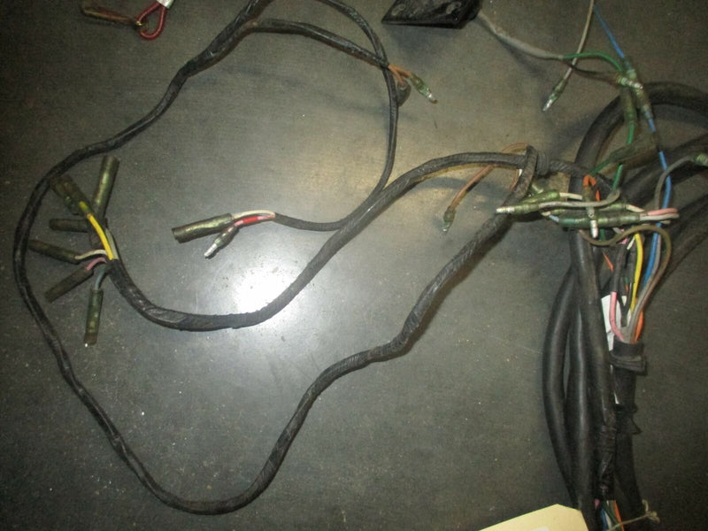 Suzuki outboard round black plug style rigging/ wiring harness