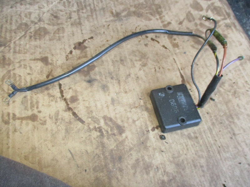 1996 Mercury Mariner 100ELPTO 2-stroke outboard rev limiter 821889A2