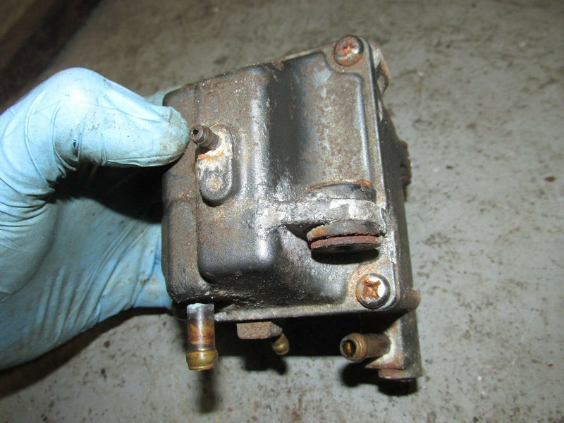 1997 Suzuki DT140 2 stroke 140hp 14003-751427 fuel vapor separator 15600-94900