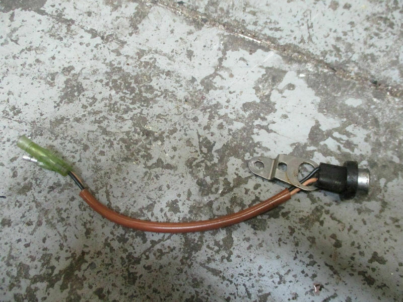 2000 Yamaha outboard 250hp OX66 thermo switch 61a-82560