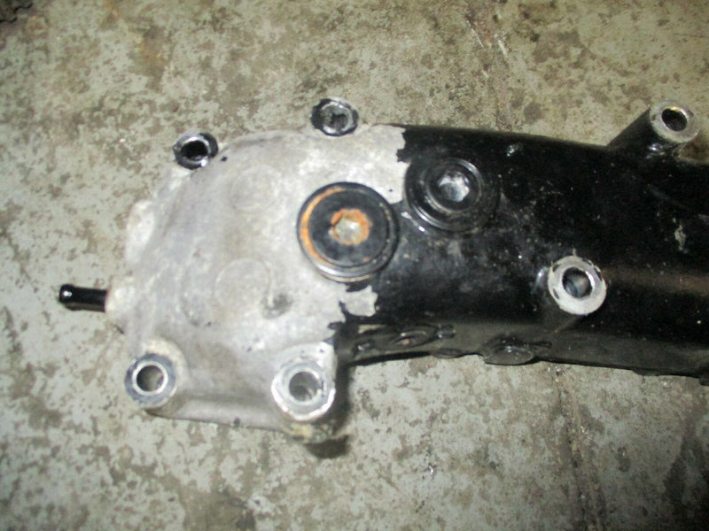 2003 Suzuki 70hp 4-stroke outboard exhaust manifold 14110-99e10-019