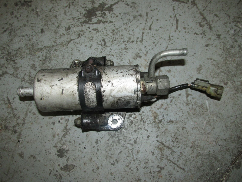 1997 Suzuki Outboard DT 225 2-stroke electric fuel pump 15100-92E02